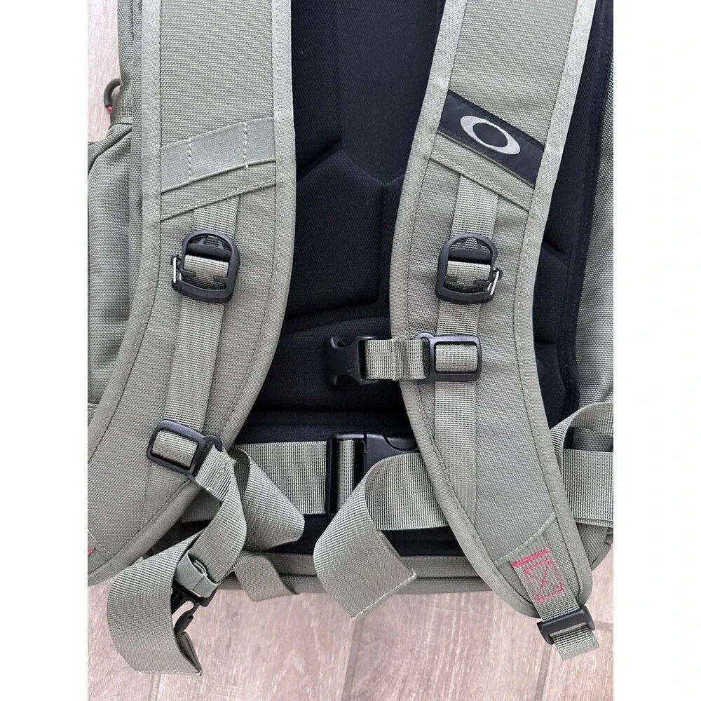 Rare Oakley SI Chamber Range Backpack Elite Special Forces Tactical 33L Green NW